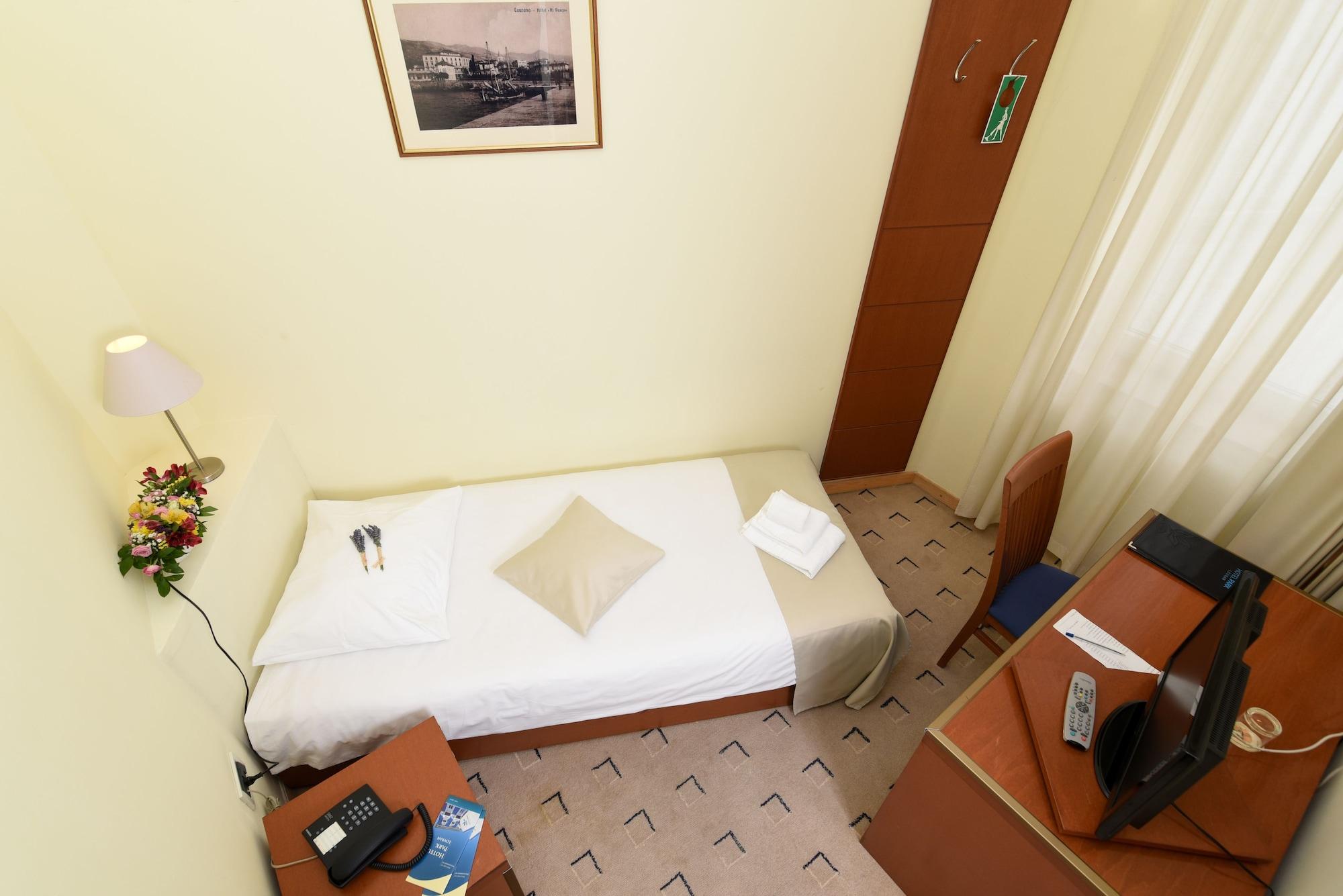 לובראן Hotel Park מראה חיצוני תמונה