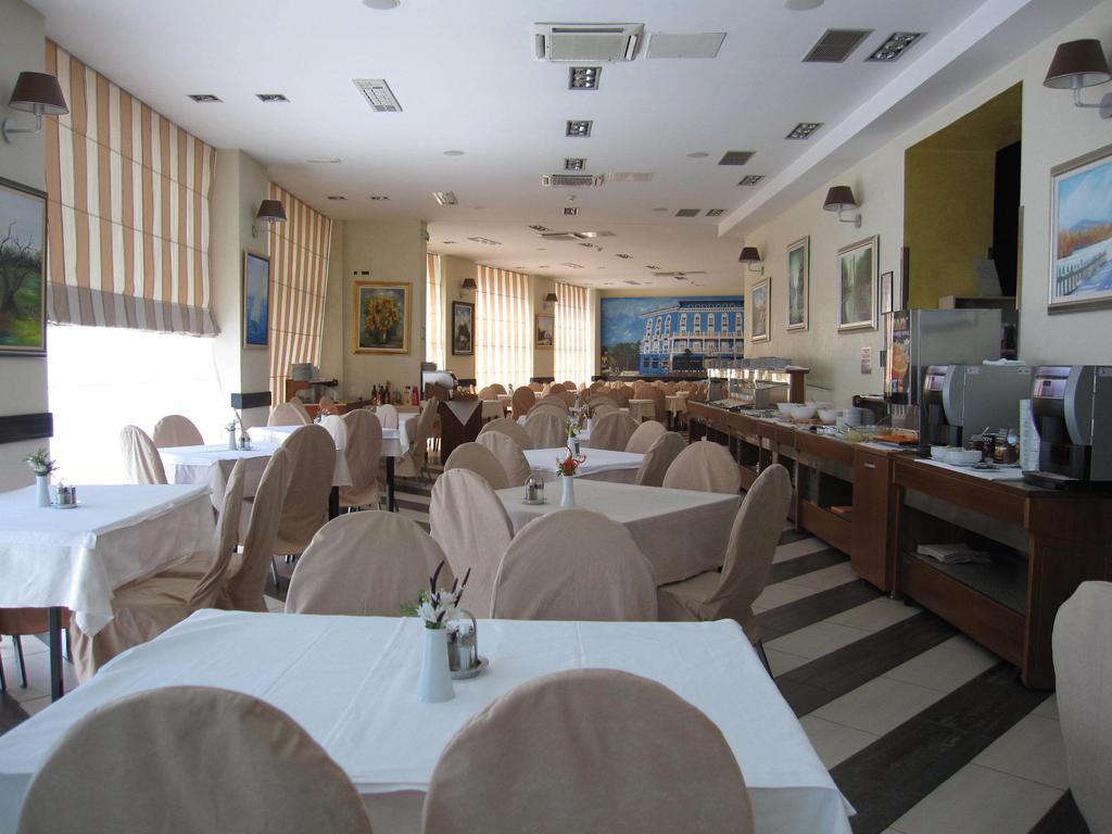 לובראן Hotel Park מראה חיצוני תמונה