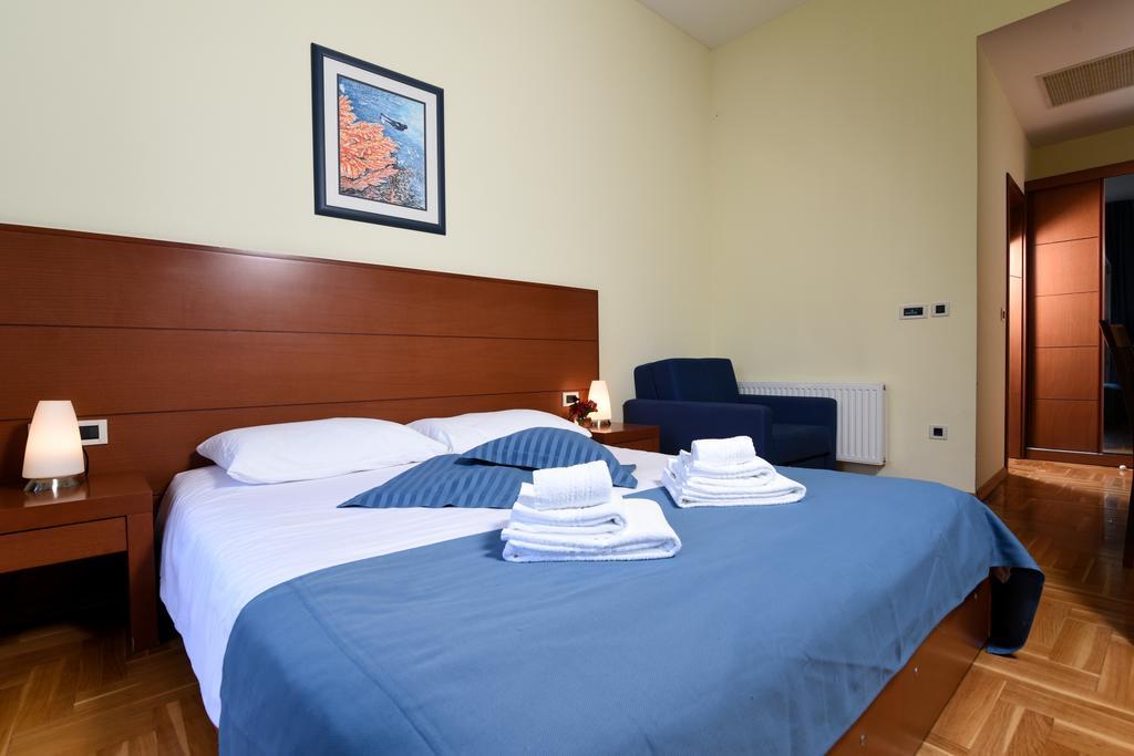 לובראן Hotel Park מראה חיצוני תמונה